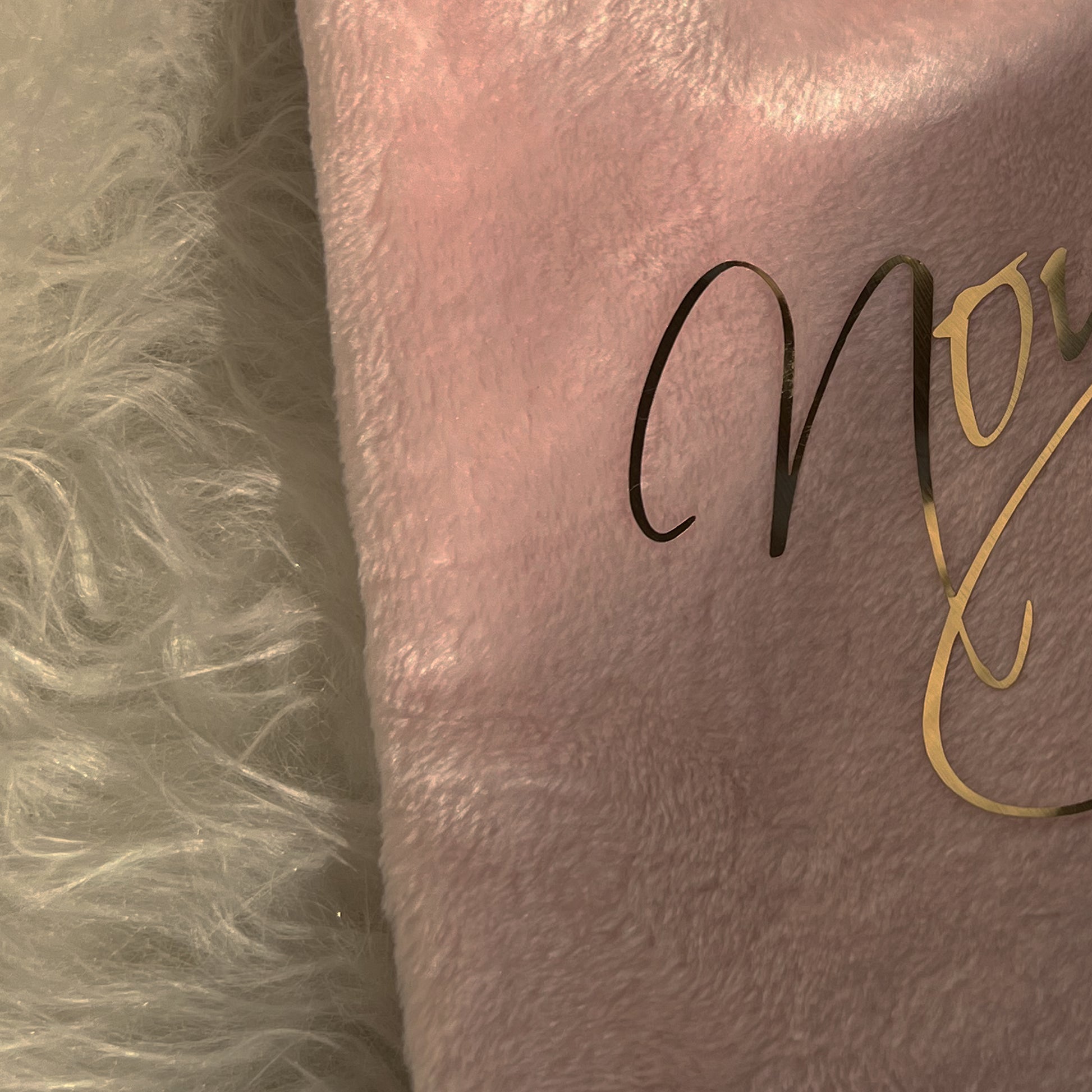 בקבוק חם ממותג - SHURKI Gift Box